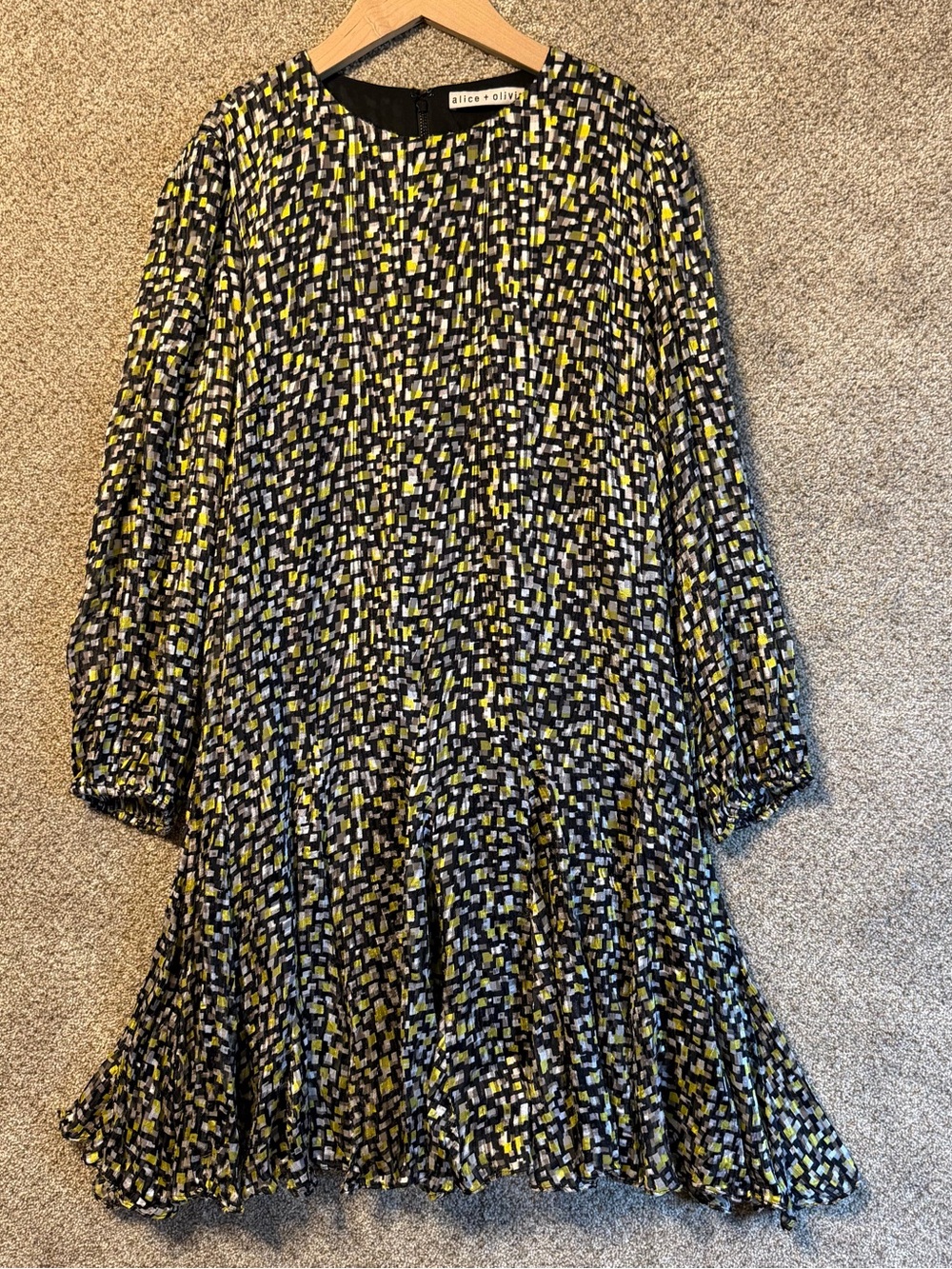 Alice + Olivia Mosaic Geometric Pleated Long Sleeve Mini Dress size 2 -NO BELT